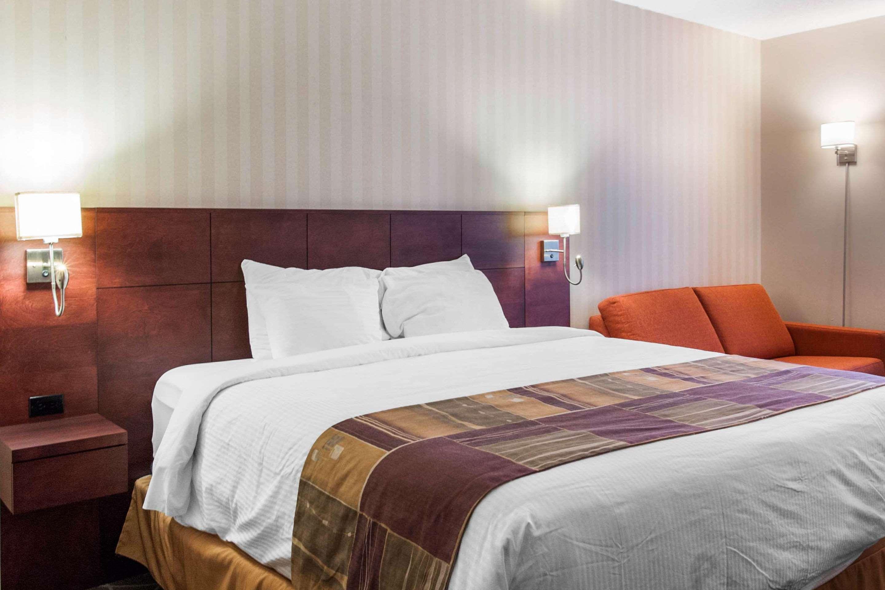 Quality Hotel & Suites Gander Exteriör bild
