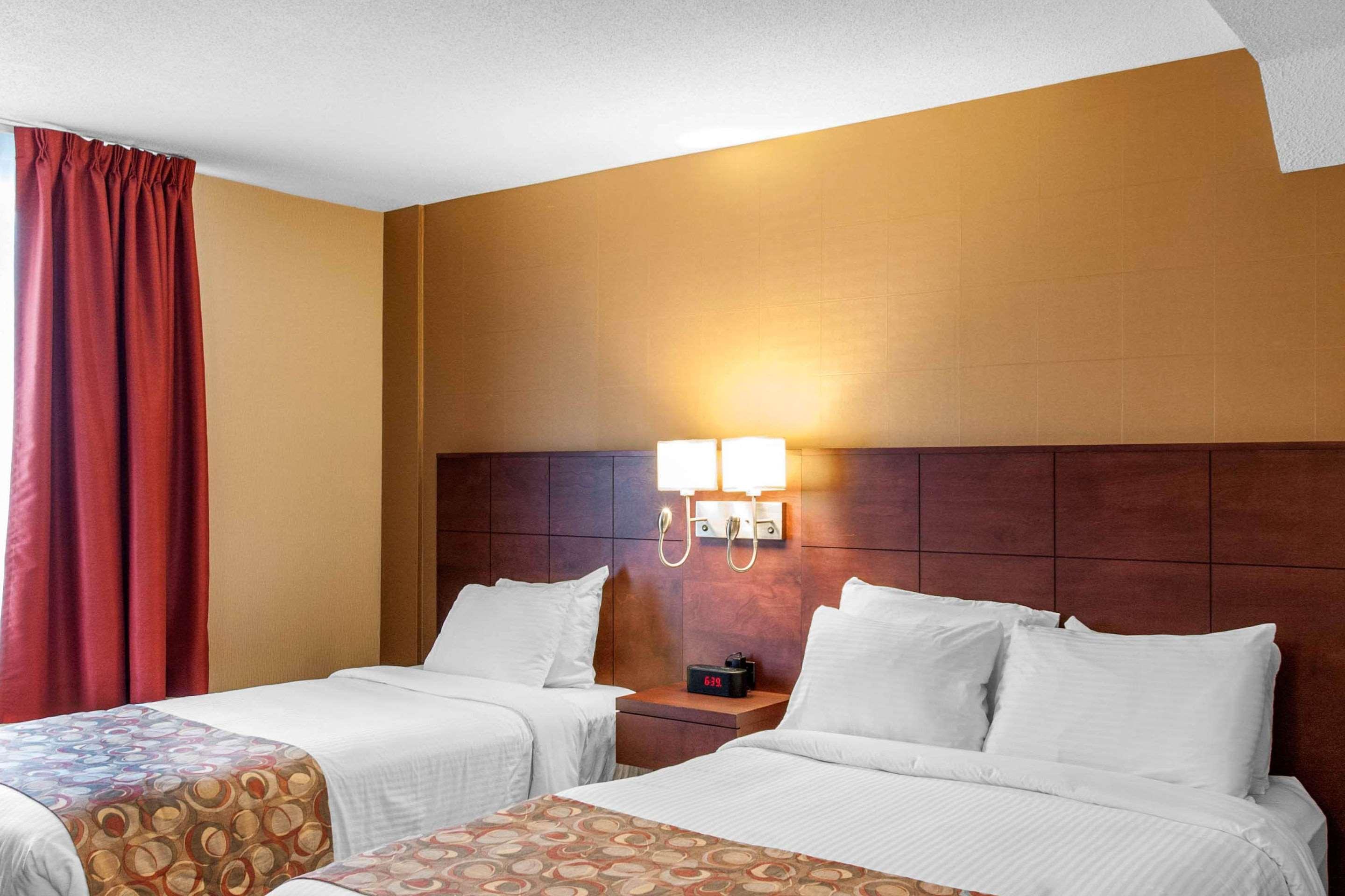 Quality Hotel & Suites Gander Exteriör bild