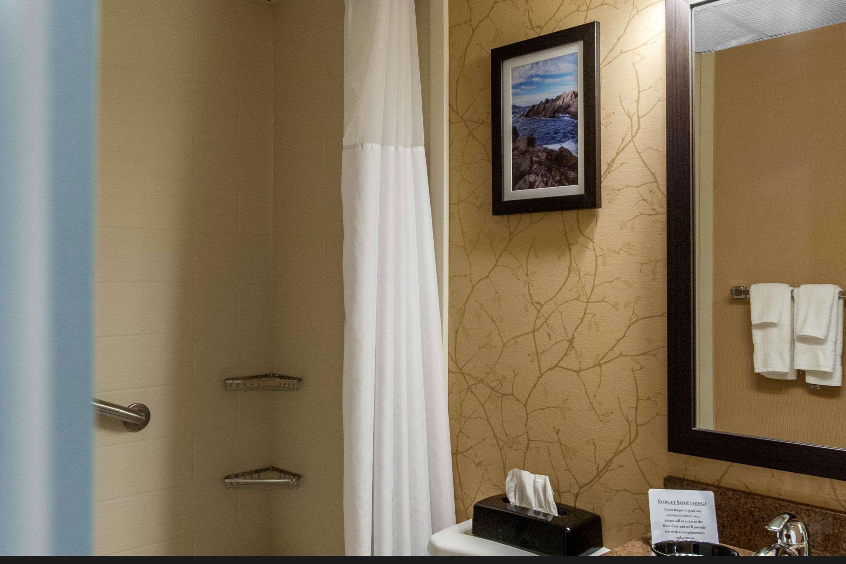 Quality Hotel & Suites Gander Exteriör bild