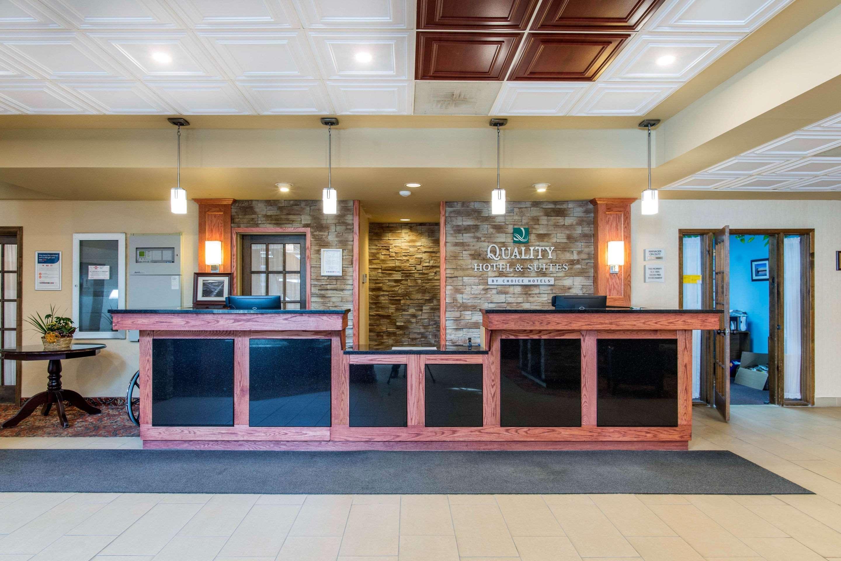 Quality Hotel & Suites Gander Exteriör bild