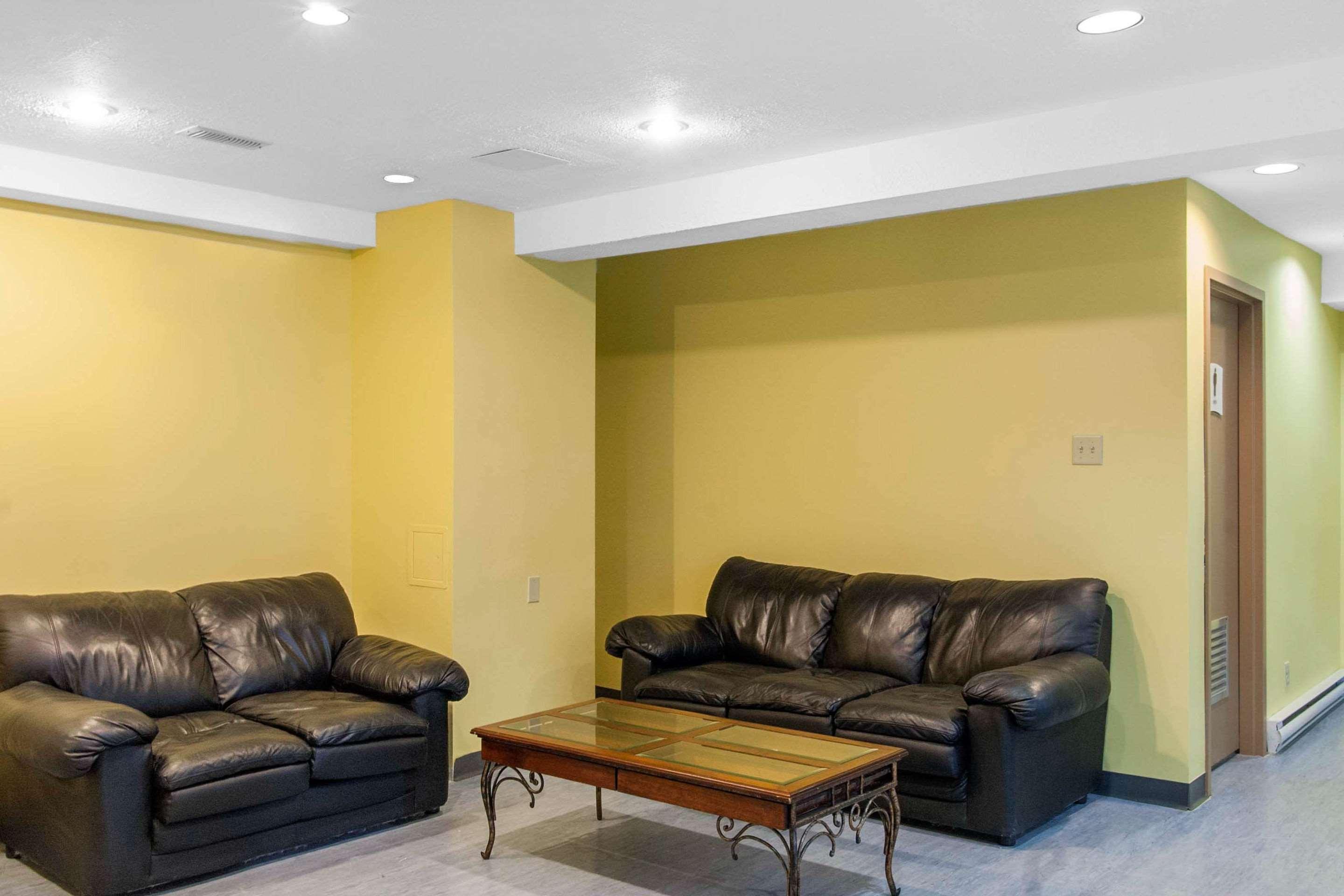 Quality Hotel & Suites Gander Exteriör bild