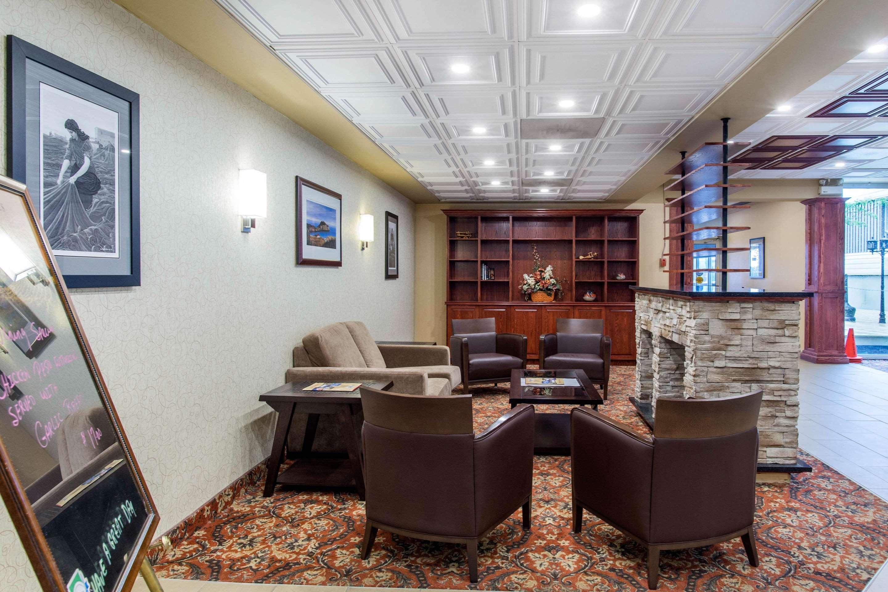 Quality Hotel & Suites Gander Exteriör bild