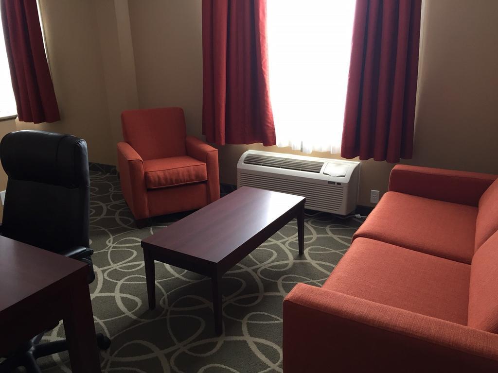 Quality Hotel & Suites Gander Exteriör bild