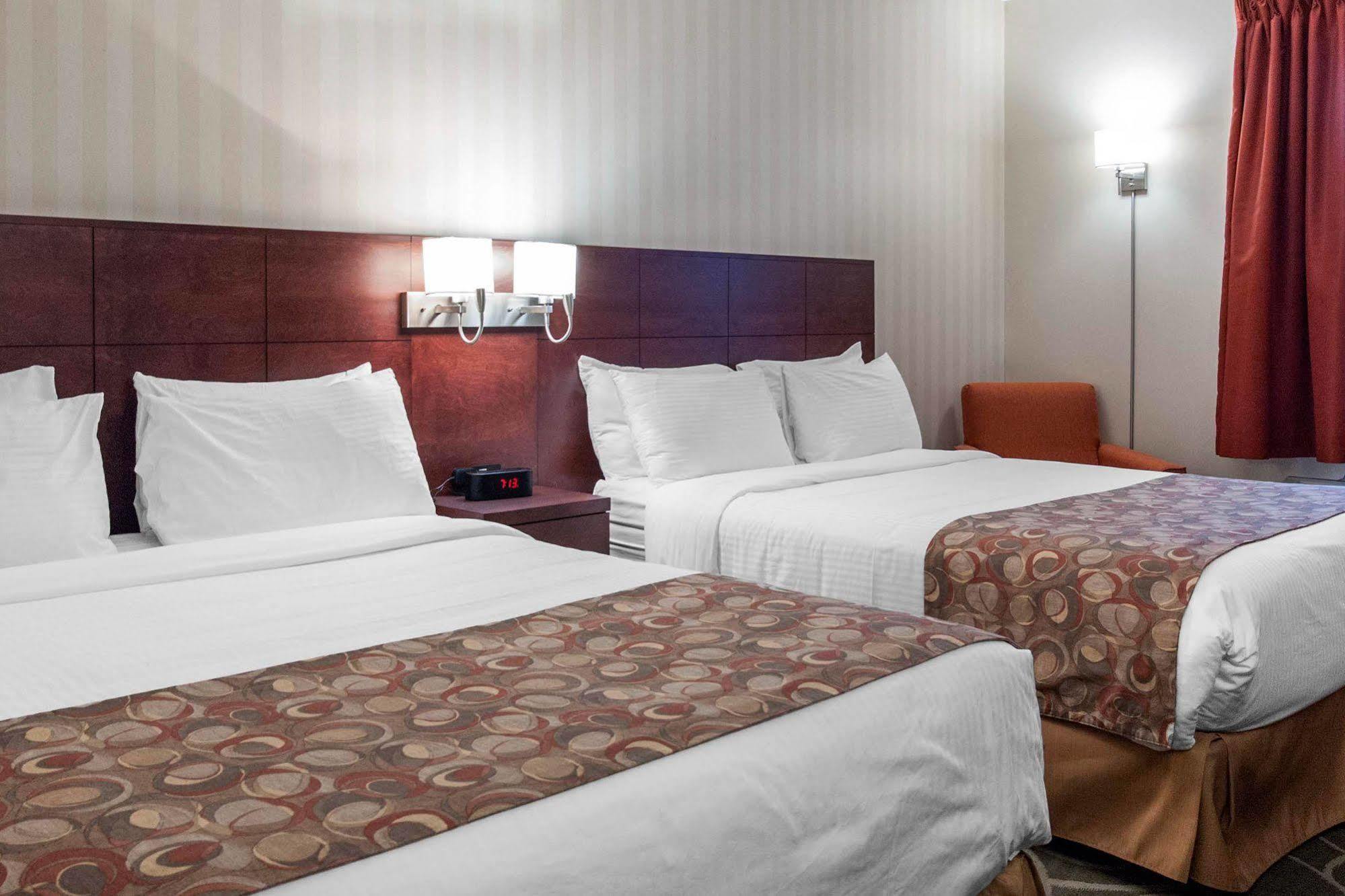 Quality Hotel & Suites Gander Exteriör bild